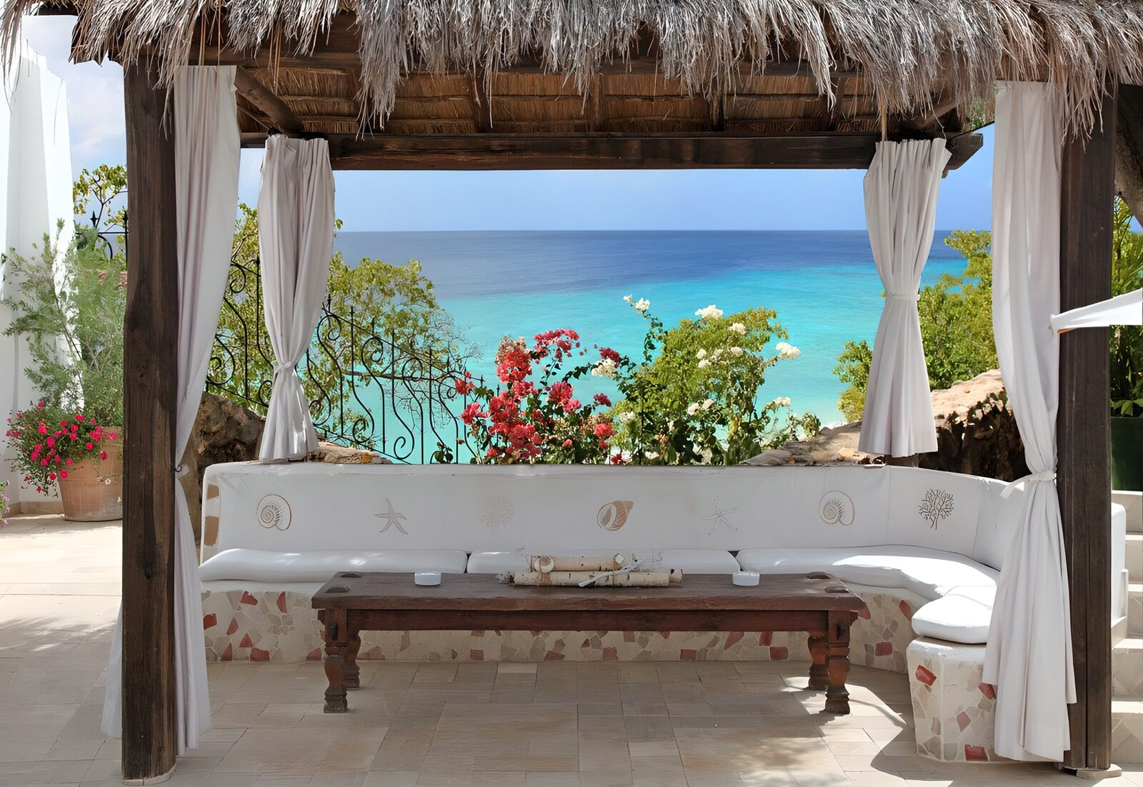 Serene Ocean View Lounge