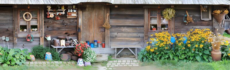 Charming Rustic Cottage Exterior